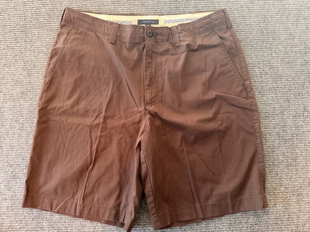 Tommy Hilfiger Men’s Brown Cargo Shorts Size 40 Utility Pockets